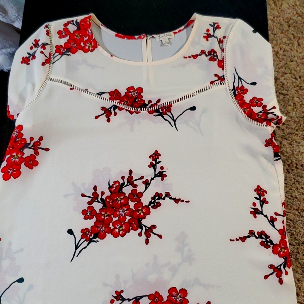 "SOLD"  (P) Lily White dressy blouse